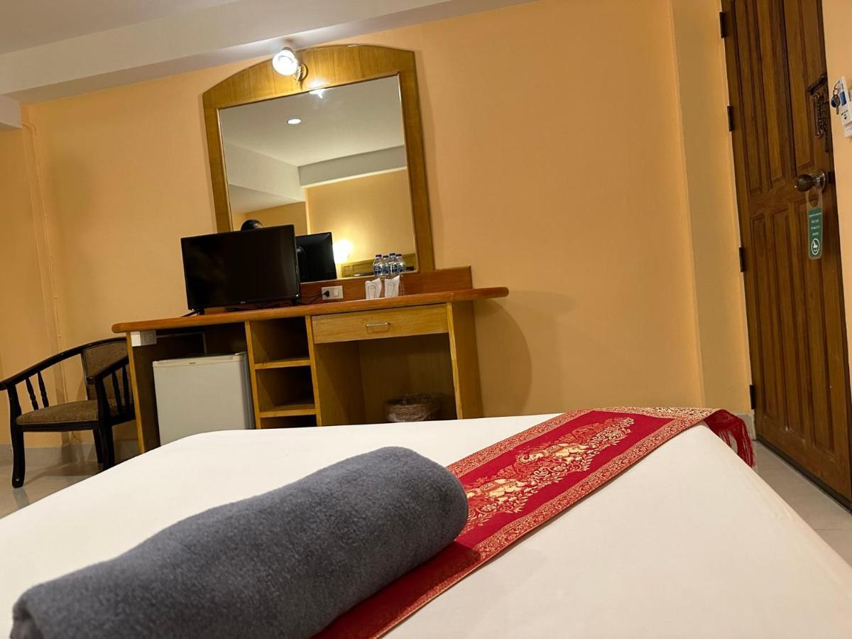 Nid Huahin Hotel Extérieur photo